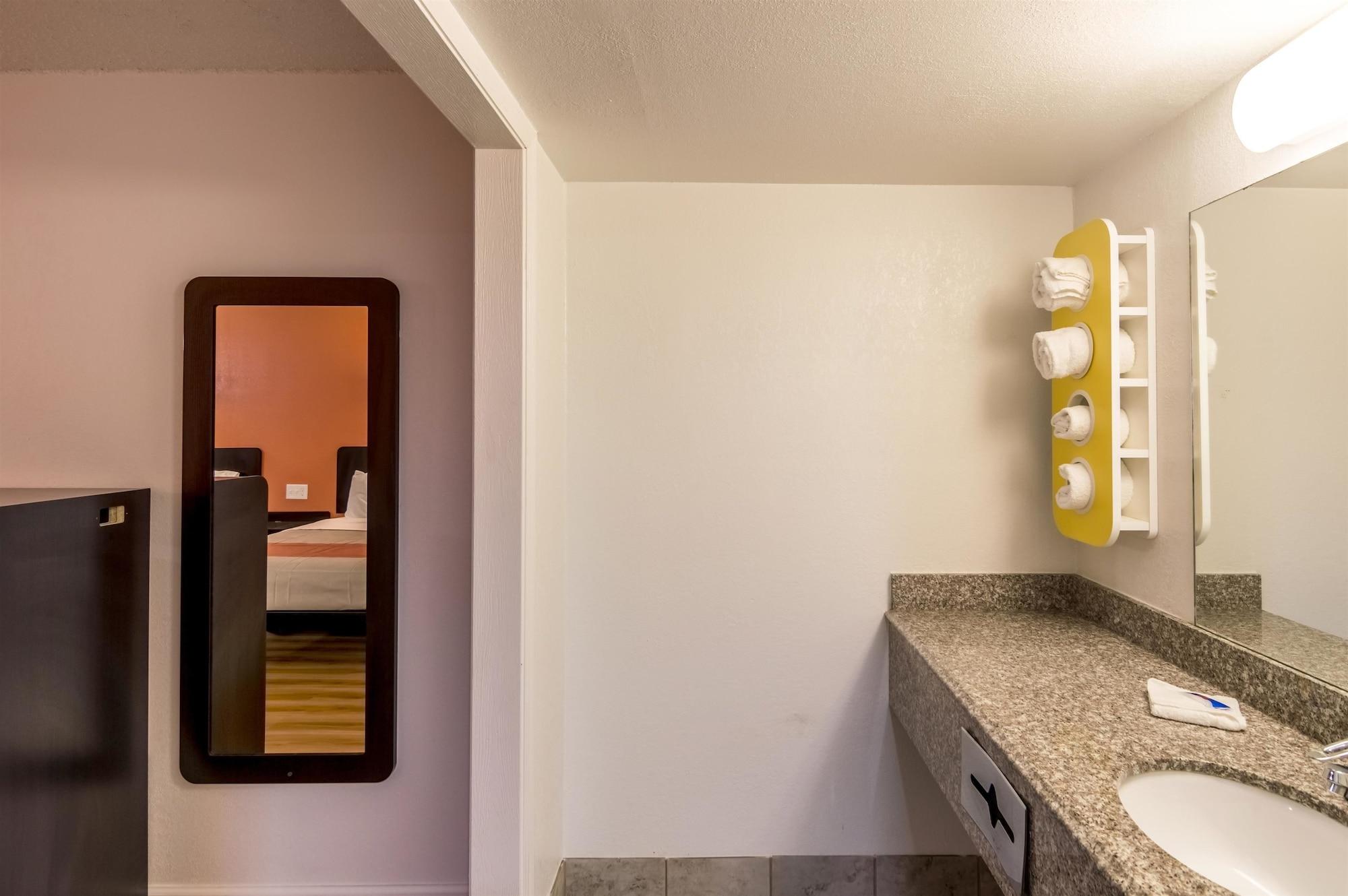 Motel 6-Clinton, Ok Extérieur photo