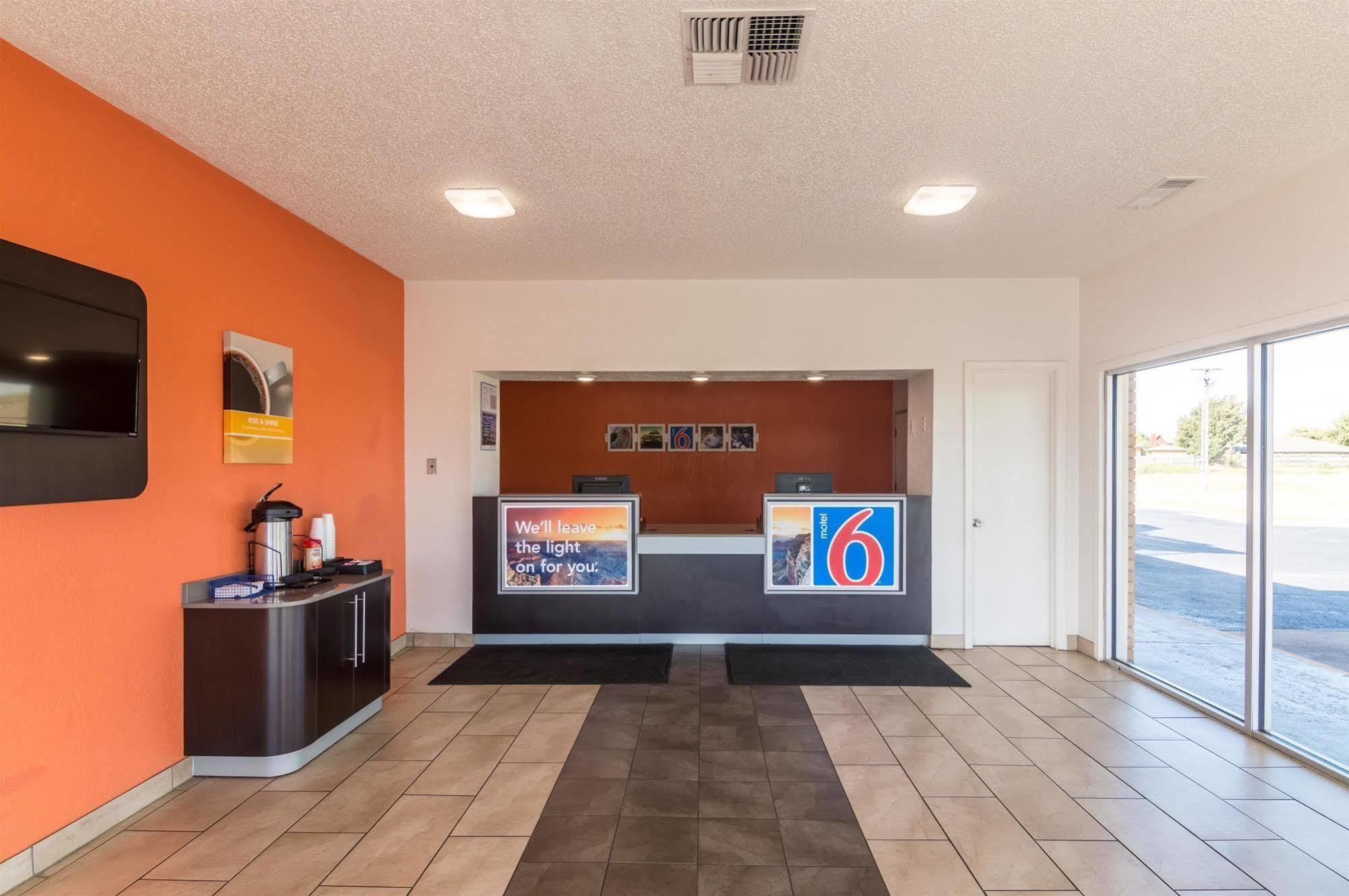 Motel 6-Clinton, Ok Extérieur photo